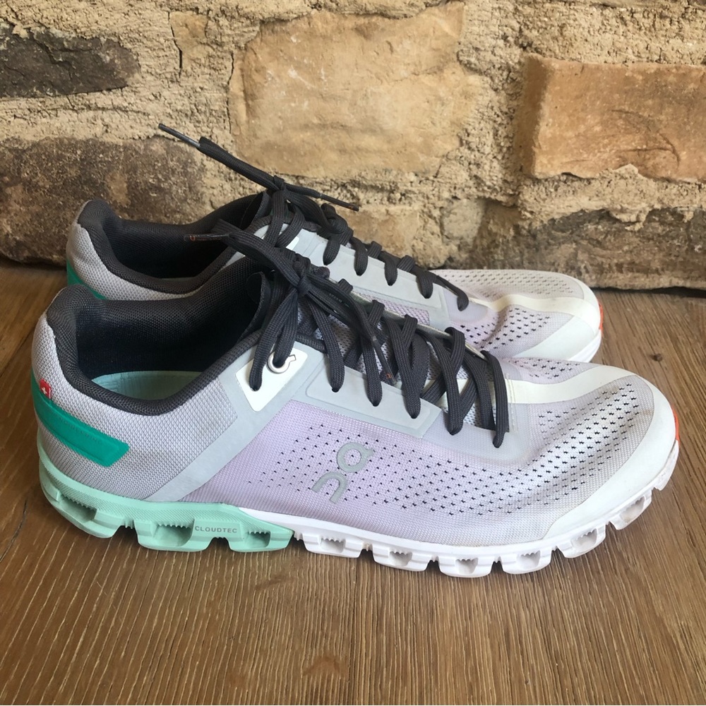 On running women’s Cloudflow sneakers size 10.5 price firm! - Picture 1 of 9